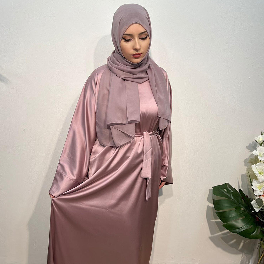 Eleganza Satin Abaya mit Gürtel
