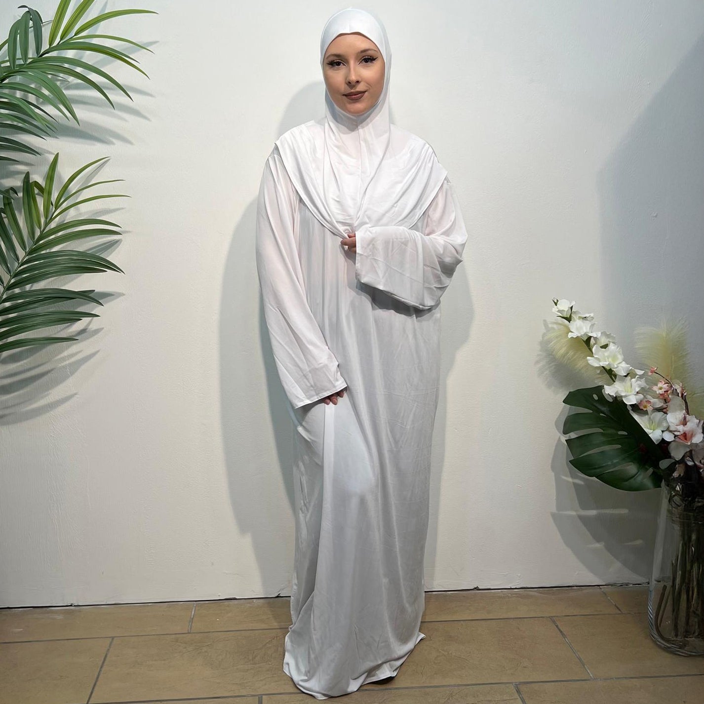 Harmonische Hingabe: Elegantes einteiliges Gebetskleid aus Baumwolle-Lycra