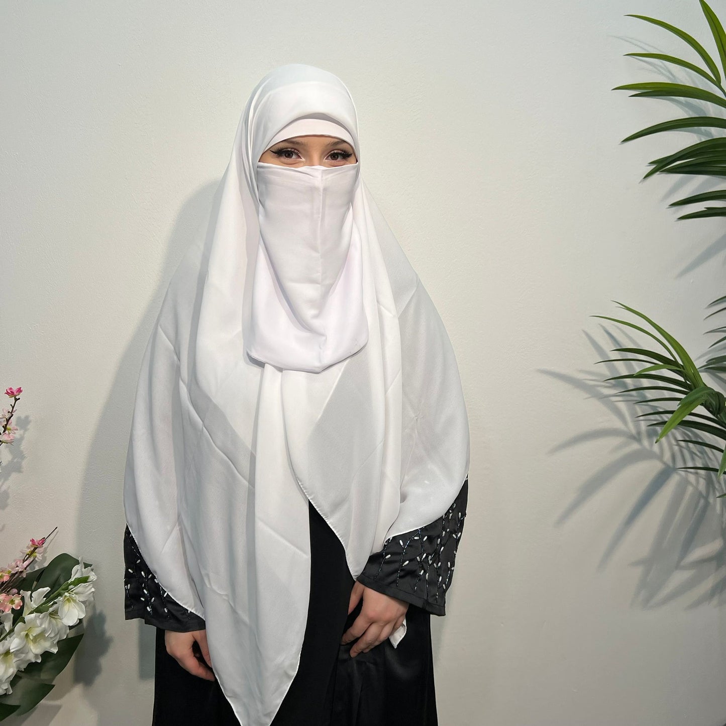 Medina Seiden-Niqab – Eleganz und Diskretion in Perfektion