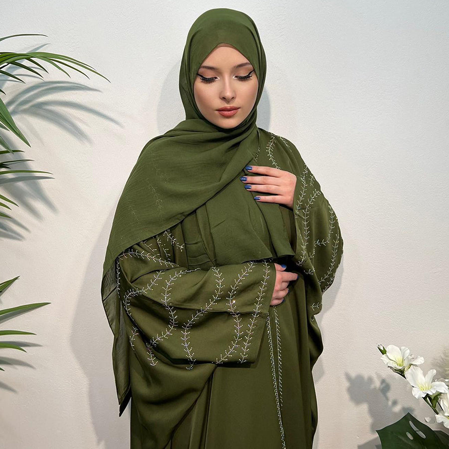 Verde Elegante: Handbestickte Nida Abaya in Olivgrün