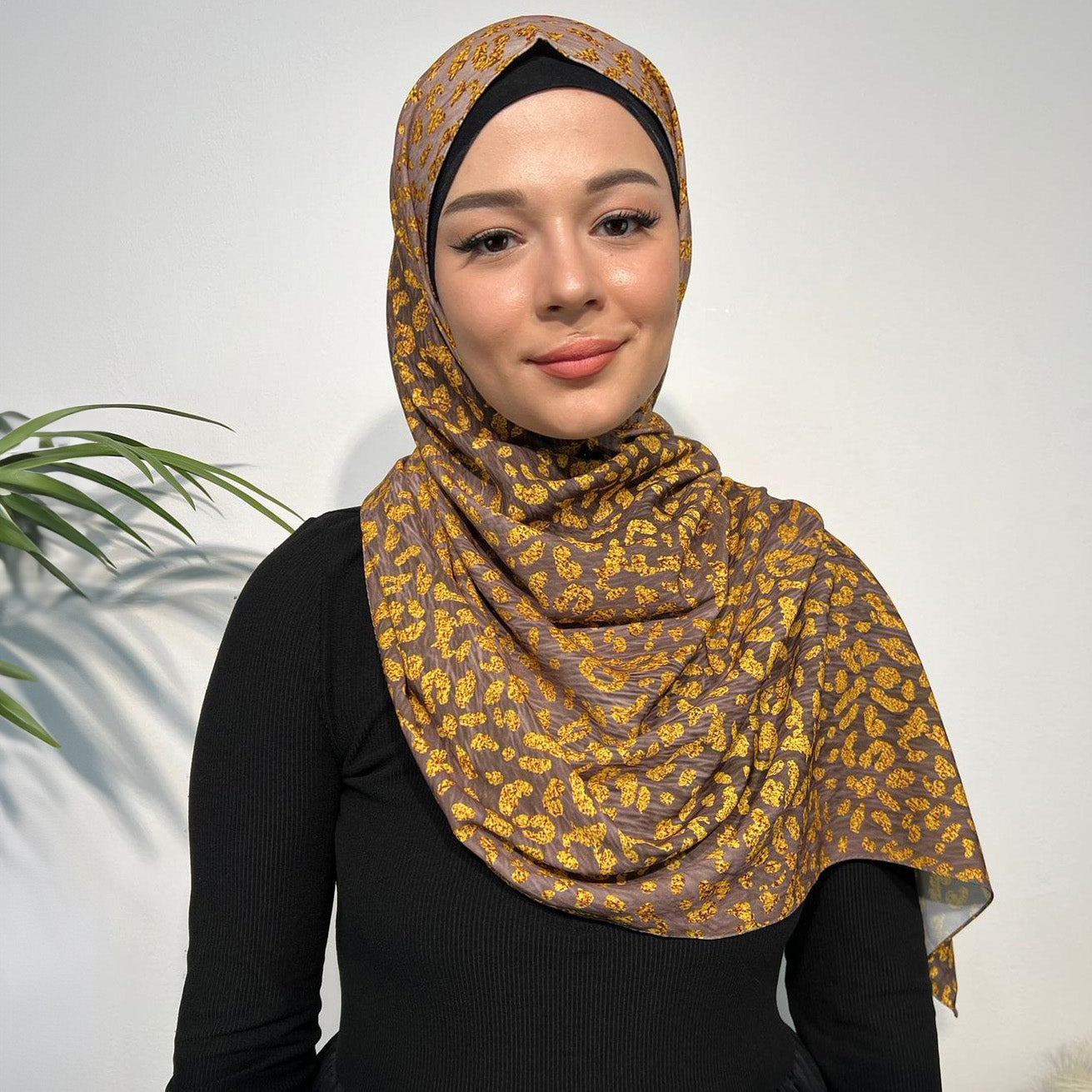 Medina Seide Schleier – Eleganz in jedem Faltenwurf