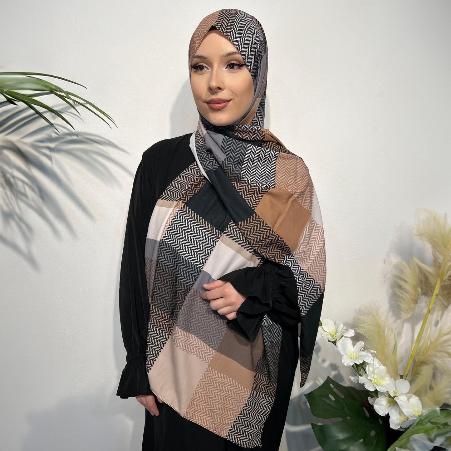 Medina Seide Schleier – Eleganz in jedem Faltenwurf