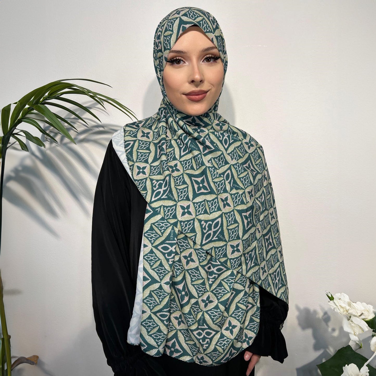 Medina Seide Schleier – Eleganz in jedem Faltenwurf
